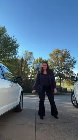 special dance unit has arrived 🫡 #lawandordersvu #mariskahargitay #oliviabenson #captainbenson  @Wolf Entertainment 