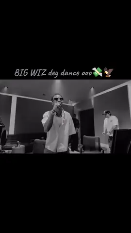 Money Constant out now 🚀🚀🚀🦅💙💥  @Wizkid  #goviral #wizkidfc #Wizkid 