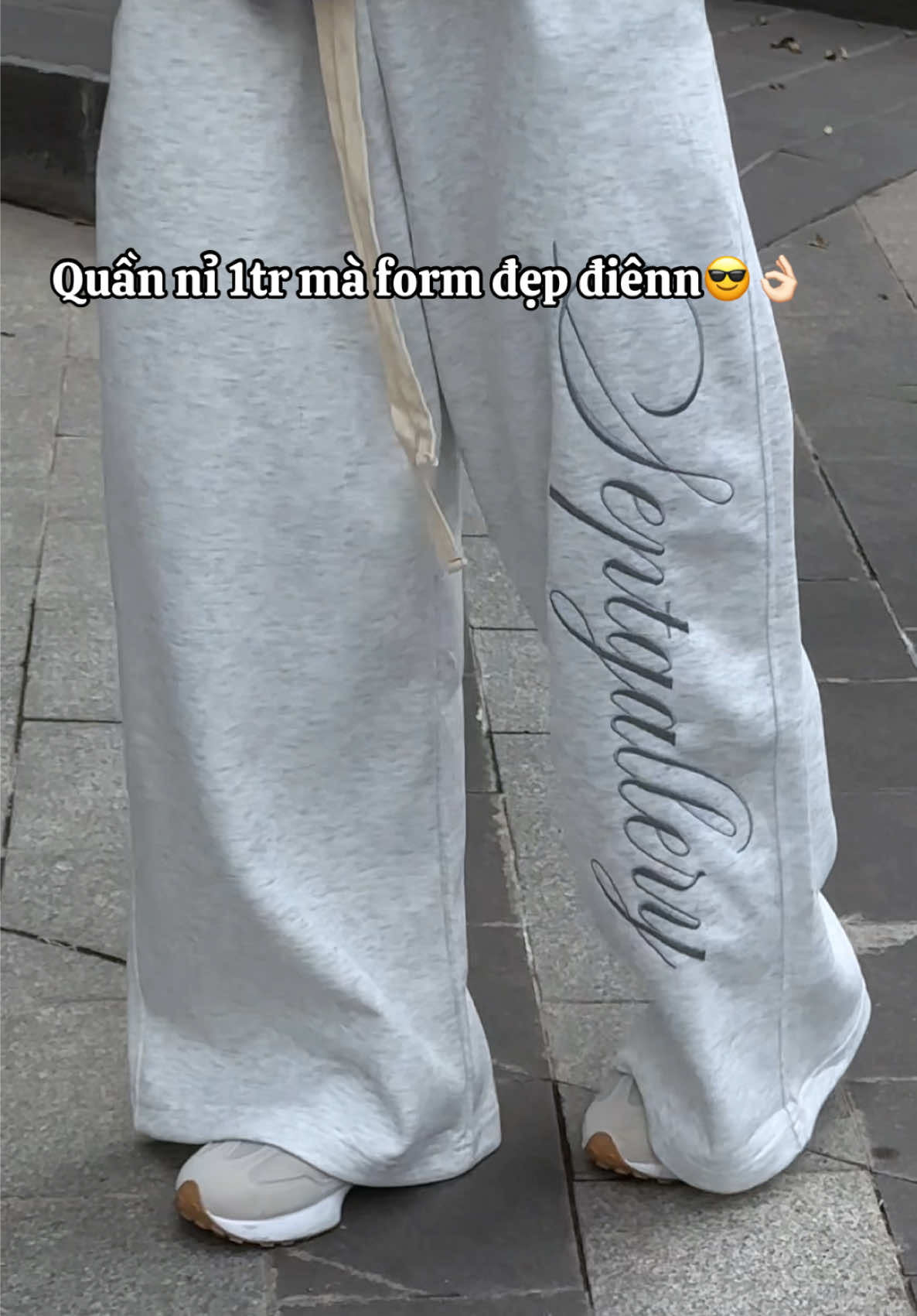 Form hình thêu nét căng