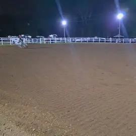 famousbutsmashed #barrelracer #barrelracerland 