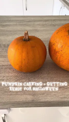 Weekend activities getting ready for Halloween! 🎃🎃 #pumpkinseason #halloweenishere #mumsoftiktok #familytok 