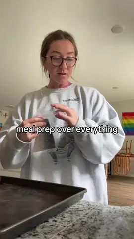 me 🤝 meal prep sunday #mealprep #mealprepideas #womenwholift #bodybuilding #womenwhobodybuild 