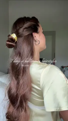 I think I might start doing this hairstyle on the regular 💛 @TheEffortlessShop @Dae Hair #beautyandthebeast #belle #halloweenhairstyle 