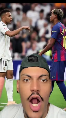 A imagem mais AURA de 2025⚽️🔥 #kylianmbappé #lamineyamal #realmadrid #barcelona 