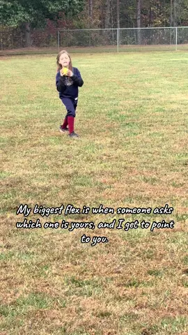Always be my baby ❤️🤞🏻 #trend #trendingvideo #softballtiktoks #softballlife #softballplayer 