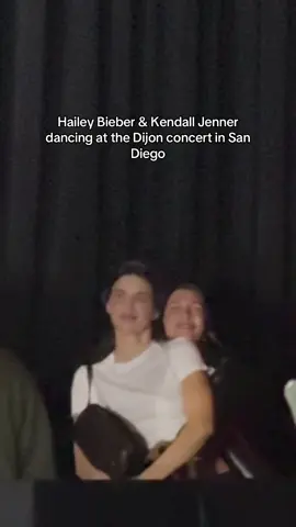Stop this is so cute #haileybieber #dijon #kendalljenner #justinbieber #baby 