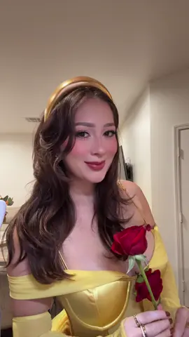 belle💛 #halloweencostume #beautyandthebeast#princess 