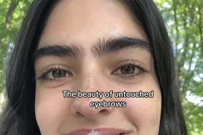The beauty of untouched eyebrows🤌😩 #beauty #beautiful #viraltiktok #trending #tiktok 