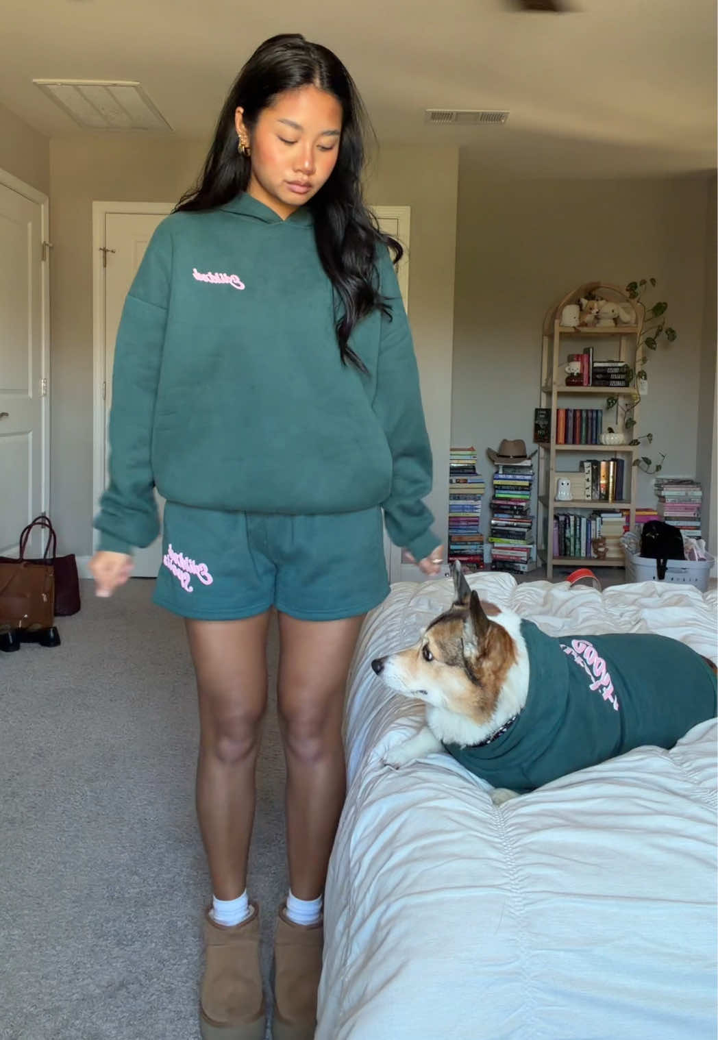 no one sent the “what are you wearing text”