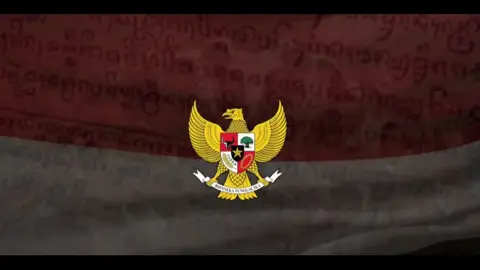 > 🎞️ “Lahir dari perbedaan, tumbuh dalam persatuan..” 🇮🇩 Sebuah video singkat yang menceritakan proses lahirnya Pancasila, dasar negara Republik Indonesia. 🎓 Disusun oleh: Muthiah Dwi Agustina 🆔 NIM: 053021893 📘 Mata Kuliah: Pancasila #Pancasila #SejarahIndonesia #VideoPendidikan #TugasKuliah #IndonesiaMerdeka 