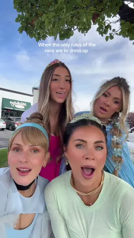 Glass slipper sprinters have entered the chat ✨👠🤍🏃‍♀️ @Maicy Robison @honeybymattie @Olivia Kartchner 