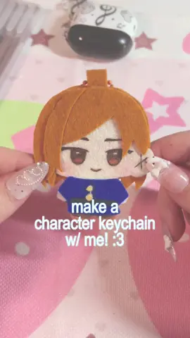 custom keychains available on my website!! >.< #felt #keychain #feltkeychain #nobara #jujutsukaisen 