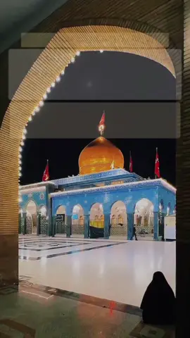 وفي أيامِ وِلادةِ العقيلةِ زينب عليها السلام تَوَسَّلْ بِهَا، فَهِيَ بَابُ الصَّبْرِ إِلَى السَّمَاء ، وَمَفَاتِيحُ الرَّجَاء حِينَ تُغْلَقُ الْأَبْوَاب ، هِيَ صَوْتُ الثَّبَات فِي وَجْه الْعَاصِفَة وَنُورُ الطُّمَأْنِينَةِ فِي عَتْمَةِ الْبَلَاءِ. اللَّهُمَّ بِحَقِّ العَقِيلَةِ زَيْنَب ، اجْعَلْ وِلادَتَهَا فَرَجًا لِكُلِّ مَهْمُوم وَنُورًا لِكُلِّ مُظْلِم دَرْبُهُ، وَشِفَاءً لِكُلِّ مَنْ أَضْنَاهُ وَجَع الحَيَاة #viral #fypシ #fyp #foryou 