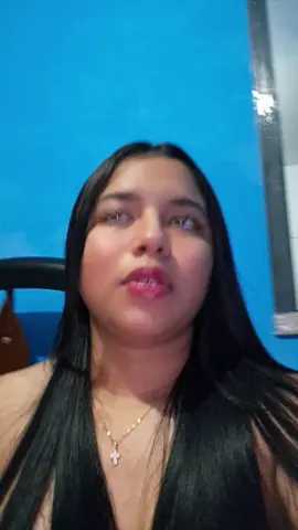 negro su pelo lacio💫