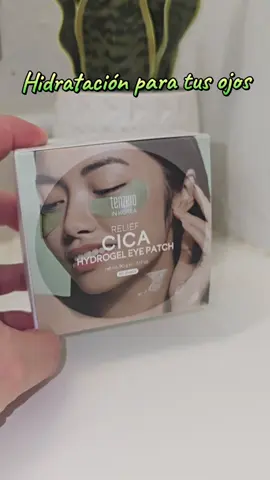 Cica parches de hidrogel para tus ojos.. 🥰🥰 @TENZERO #hydrogeleyepatch #hidratingeyepatch 