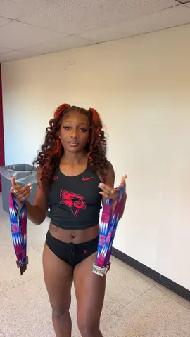 #fypシ #explorepage #trackgirls 