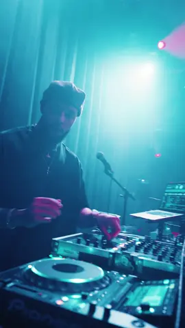 Amsterdam. Show 2 of 4 from the LVRS PARADISE TOUR - Europe. This was my first time in Amsterdam ever and I was spoiled bc hal showed out ♥️ One of my fav moments was hearing yall sing Sin On Purpose 🤯 Lmk if you were heee 🫶🏼