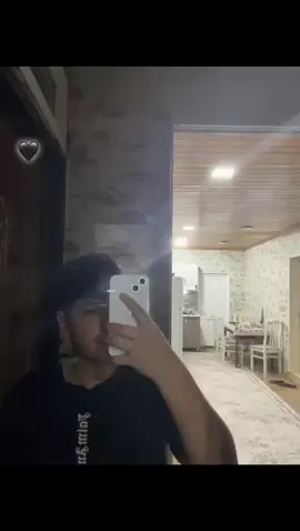 Heç kimə nifrət eləmirəm sadəce hamını yerinə qoymuşam.) #✈ #tutdalaa🥴🌹 