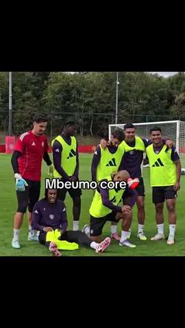 So adorable 😭🙏🏾 #mbeumo #manutd #core #cutie #fyp 
