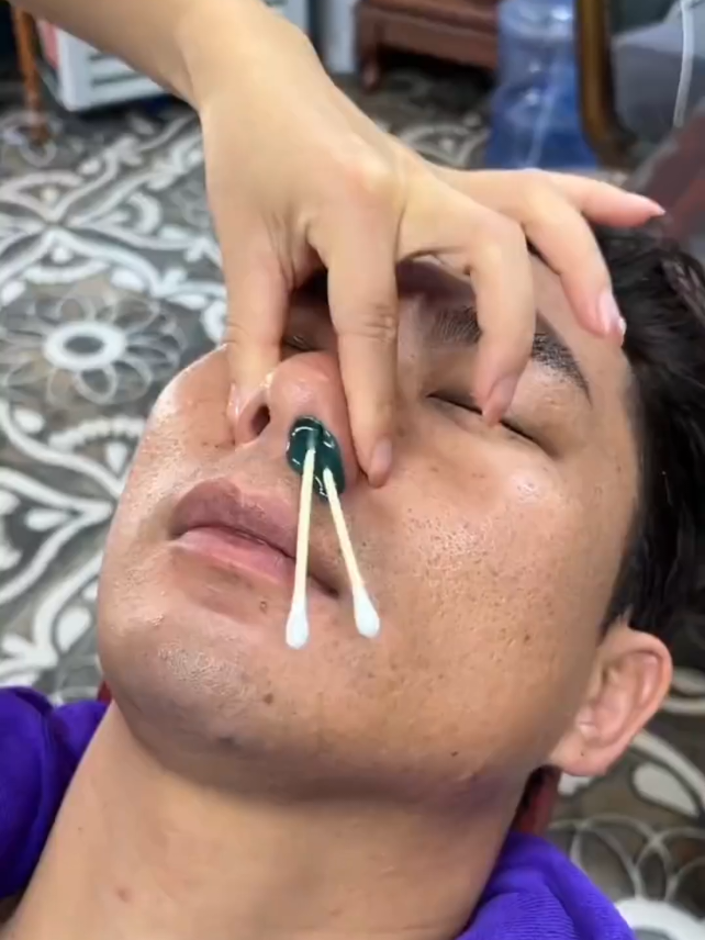 Immersive Men Shaving #asmrbarber #asmrsleep #asmrskincare #massagetherapy #asmrmassage 