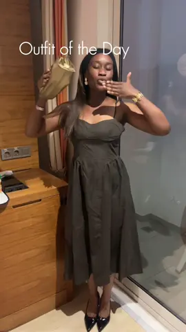 Our last ootd🥹 what do you say? So we like the dress?  I think I’ll return with the ootd videos 🤭 @SHEIN  #momtiktok #momoutfit #momdaughter #ootdinspo #fashion 