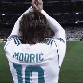 أعد إليَّ الماضي، دعني أعيشه من جديد يا مودريتش 😞 #lukamodric #modric #مودريتش #edit 