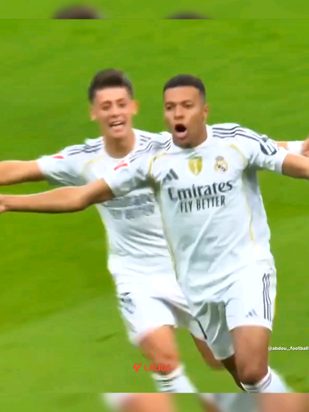 Les buts de Real madrid vs Barcelona aujourd'hui Kylian Mbappé et Jude Bellingham 🤯🔥 #realmadridfc #barcelona #laliga #ElClasico 