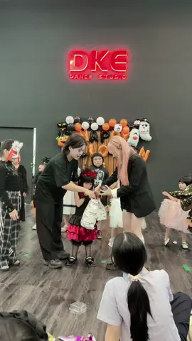 #halloween #xuhuongtiktok #hoatrang #hoatranghalloween #winnie 