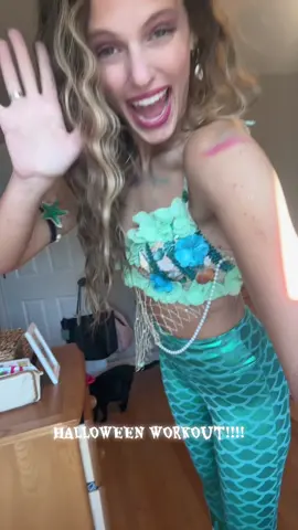 Halloween Bootcamp Workout ready!! 🧜‍♀️ #halloween #mermaid #lift #pilates #bootcamp 