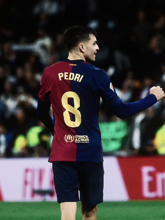 You know Pedri's the best when they DESPERATELY wait for him to make mistakes. Btw only one match doesn't prove anything!Pedri's still our best player. If you're gonna hate on him just for one bad match, don't call yourself a fan when he's at his best. Oh and alright pini you get to be happy after being humiliated 4 times in a row😂 VISCA BARÇA SEMPRE💙❤️ #pedrigonzalez #fcbarcelona #viscabarca 