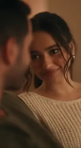 الجمال اتخلق مخصوص ليكي ❤️#مصر_السعوديه_العراق_فلسطين #متابعة_قلب_تعليق_مشاركة_أكسبلور🖤  🎧 صوت موسيقى ناعمة + ضحكتها الخفيفة بتكسر الهدوء