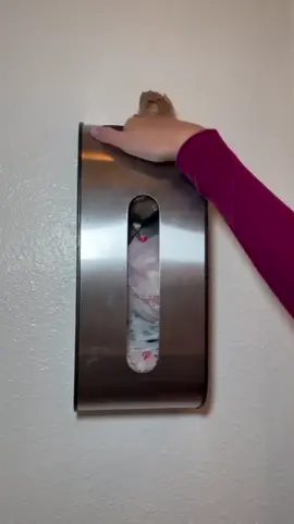 Porta Sacola Dispenser de Parede Puxa Saco Envio Rápido #achadinhosdashopee #portasacola #puxasaco #dispenser  Comente 