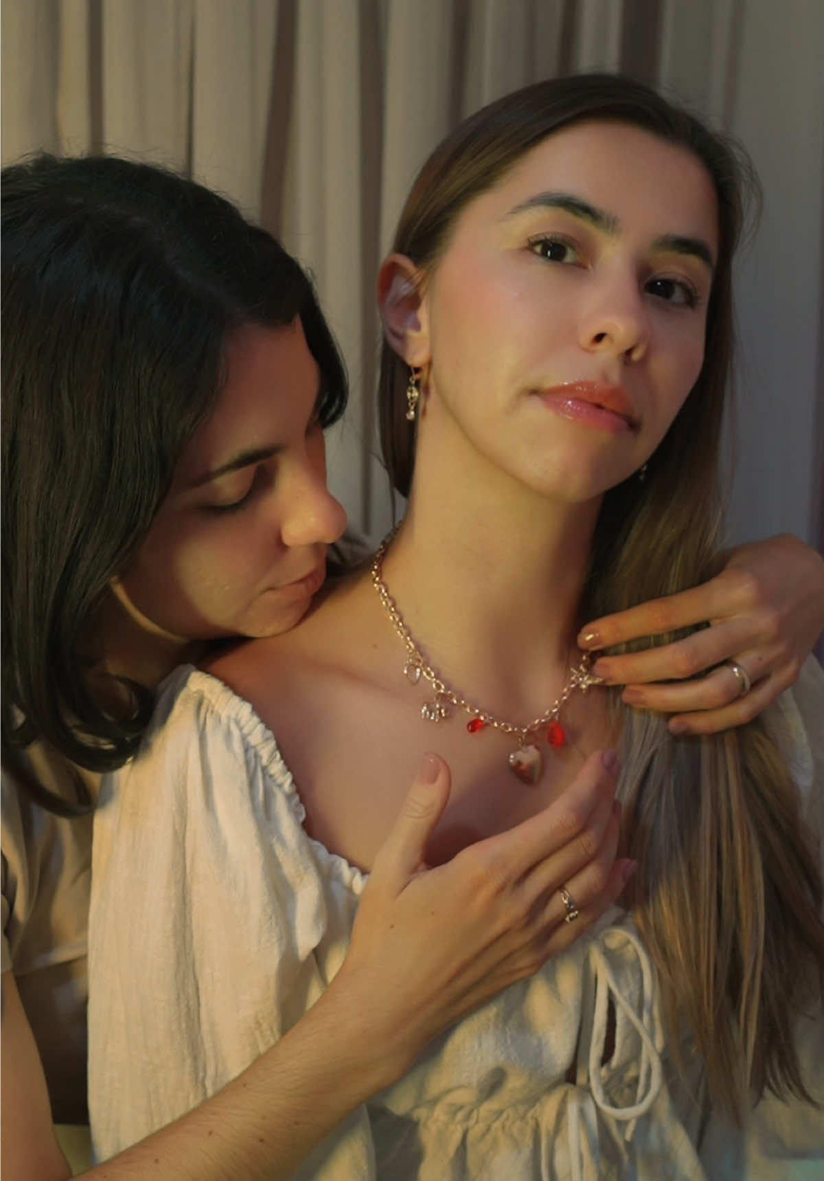 Da do retoques finais na minha amiga @Ju Infante com #asmr 