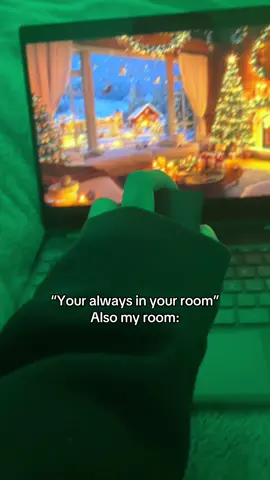 Why would I ever buy a TV when I can use this projector!😅 #cozy #christmas #festive #christmastok #cozylittlechristmas 