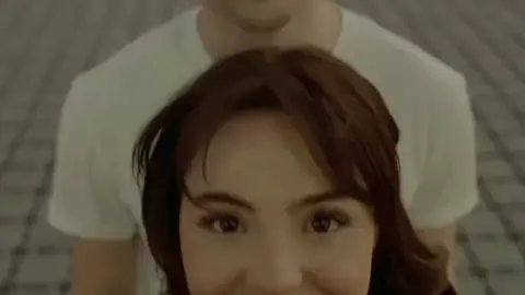 مين دا الي يقدر يبعدك عني ويسرق حبنا؟!خليني أعيش وأنا بين أيديك🫂🫀❤️#elissa #اليسا #منشن_الحب #explore 