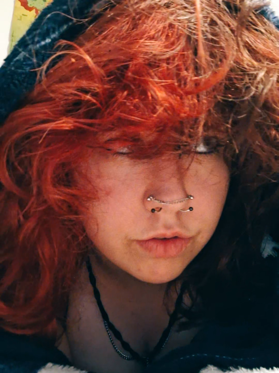 #sabrinacarpenter #fav #fyp #gothgirl #simp 