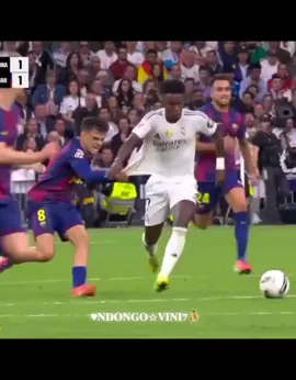 PEDRI VS @Vini Jr. 😂😅#videoviral #realmadrid 