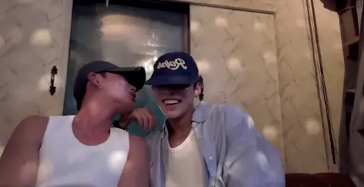 عسللل يهبلوننن❤️❤️#seoulite서울라이트 #seoulite #zeze #joon #اكسبلور 