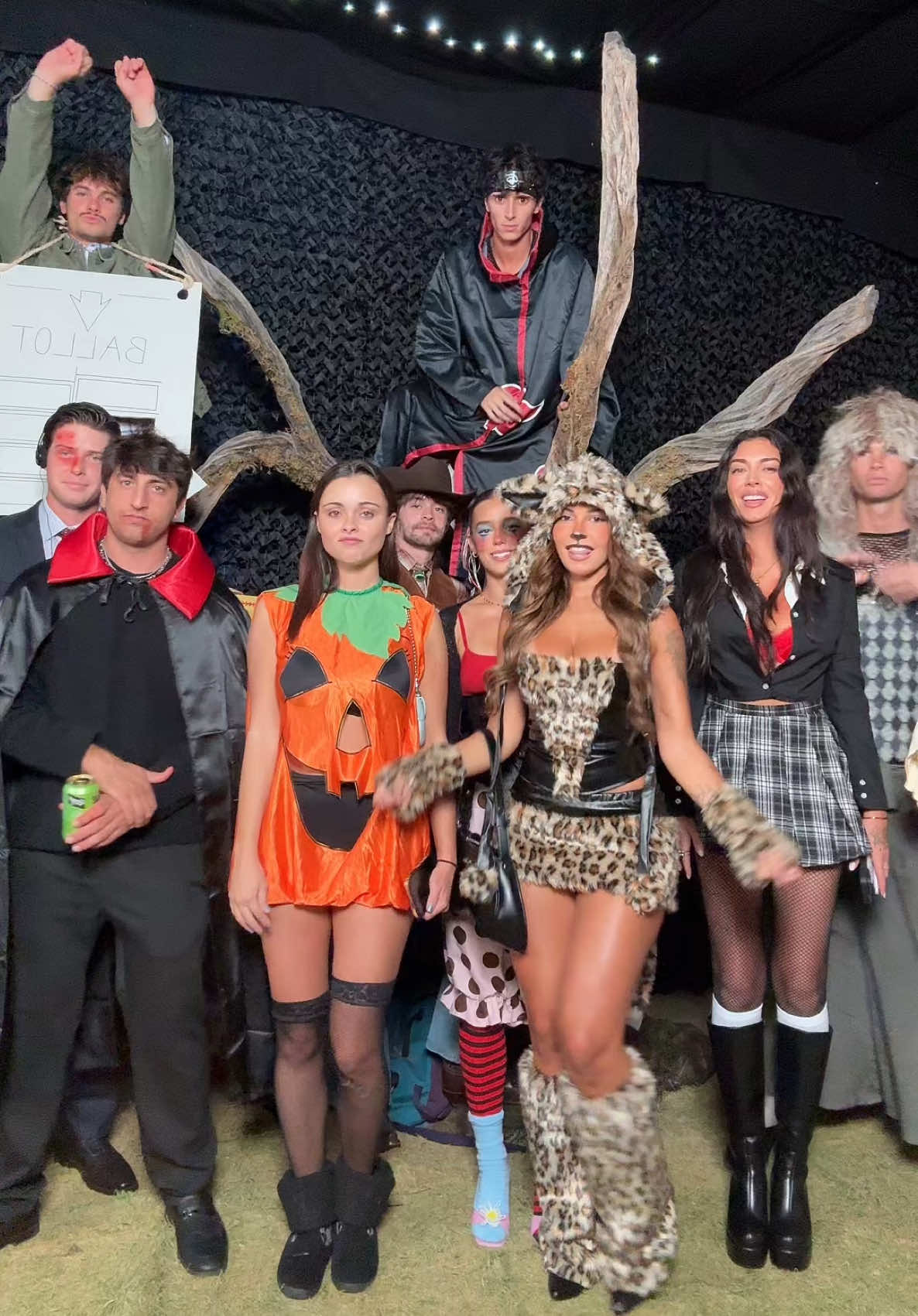 me trying to get eveyone to do a brazilian trend except i didn’t explain anything😭😭😭