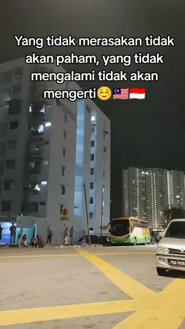 Padahal masih JM 5pagi udah seramai ini anak rantau pada mau berangkat kerja 😳💪#semangatanakrantau #storyanakrantau #anakrantaumalaysia🇲🇾🇮🇩 #anakrantau #anakkilang 
