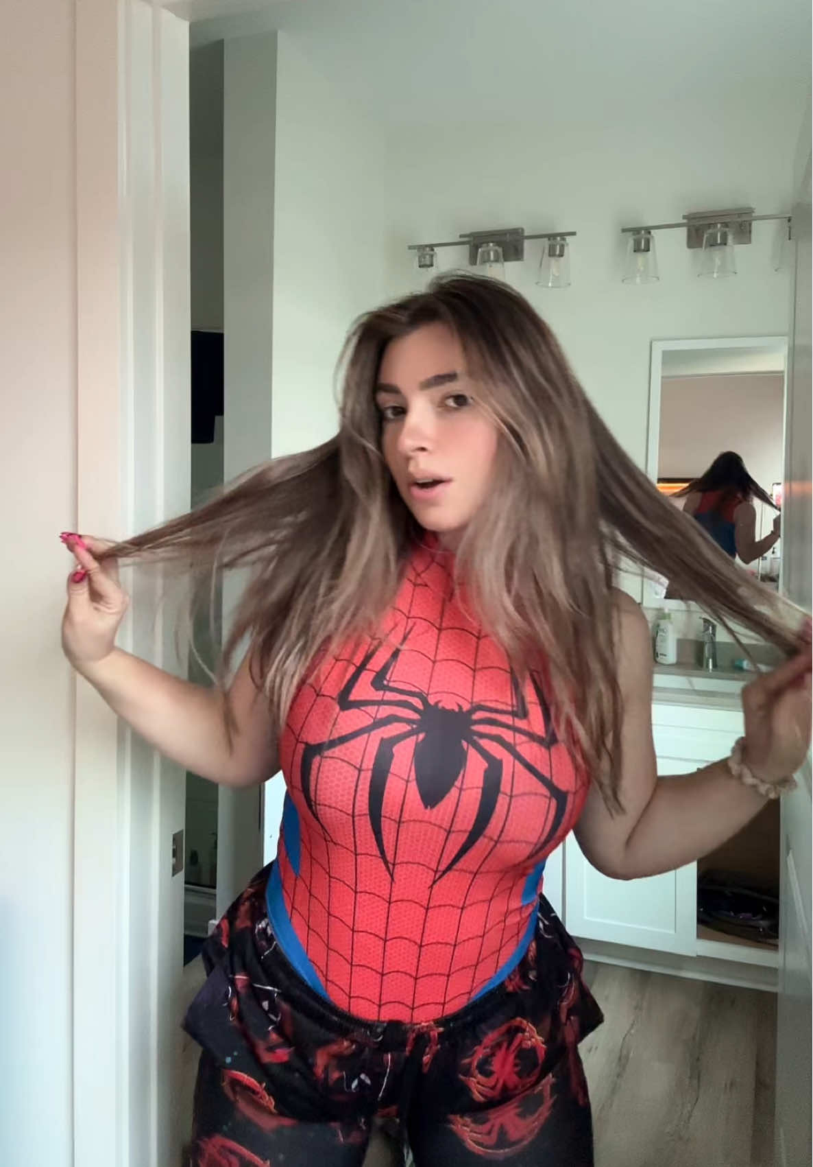 Mirror assist #trend #viraldance #assist ##cosplay