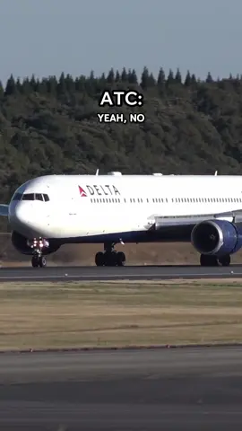 I GOOGLED IT! - Pilot and Controller Argue About Landing Instructions 🤬 #aviation #plane #aviationlovers #avgeek #pilot 