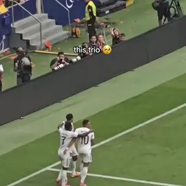 love them so bad , what a good game #judebellingham #vinijr #mbappe #fyp #trio 