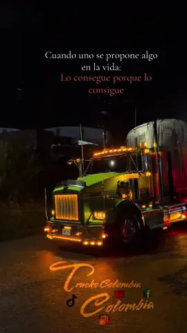 Lo consigue porque lo consigue 🥴#kenwortht800 #fyp #kenworth #tractomulascolombia🇨🇴 