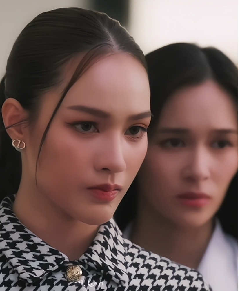A tus pies [#dangerousqueen] #thaidrama #tkphinyanech #fypage #edits 