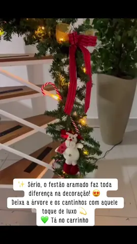 Festão aramado faz toda diferença na sua decoração. 🎅🏠🎄  https://br.shp.ee/uz2d0d2?smtt=0.0.9 #natal #decoraçao #festaoaramado #dicasetruques 