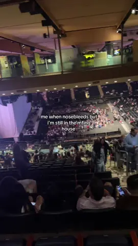 seatgeek my love  #sabrinacarpenter #sabrinacarpenterconcert #nyc #madisonsquaregarden 