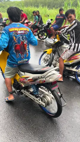 กับเพื่อนยังไงก็สนุก#tiktok #ลูกคนจนโคกสัก @กอล์ฟ ธีรพงศ์ 🥷🏻✋🏻 