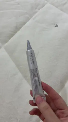 مرطب تحت العين الرهيب 🩶 من  mary and may | @يس ستايل بالعربية @YesStyle @YesStyleInfluencers  - #eyecream #هالات_سوداء #skincare #yesstyle #yesstyleinfluencers 