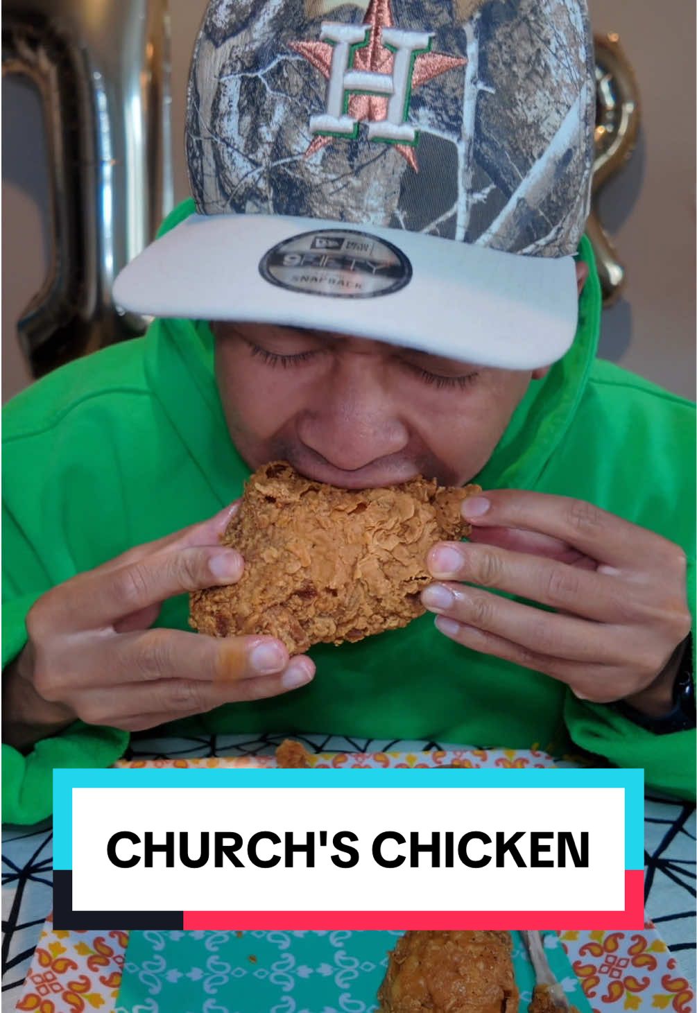 CHURCH'S ONNA SUNDAY 🍗 10/10 everything was bussin 😋 RUN to @Church's Chicken for the limited family meal deal, everything you see for $19.99!!!! #chicken #friedchicken #soulfood #mukbang #Foodie 